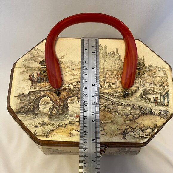 Vintage 70's Anton Pieck Castle Scene Wooden Handbag — Octagonal, Lucite Handle - Picture 12 of 12
